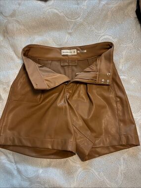 Abercrombie & Fitch Tan Faux Leather High-Waist Women's Shorts